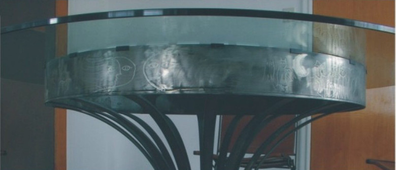 Table inox
